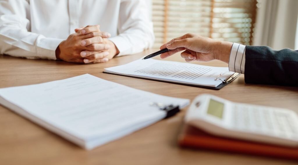 How Securities Lawyers Help With Complex Financial Claims