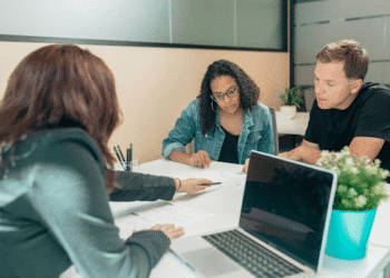 Understanding the Role of a Child Custody Lawyer in Cases