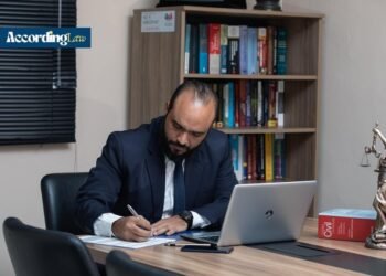 How an Expert Arbitration Lawyer Boosts Your Winning Odds