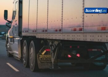 Why Trucking Accidents Surge During the Holiday Season