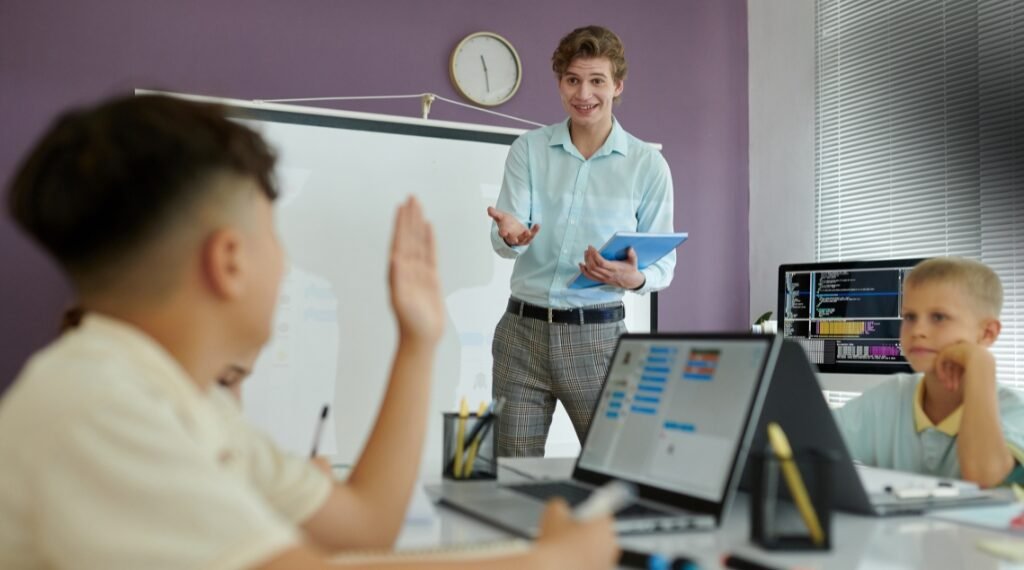 How Experiential Learning Can Transform Classroom Engagement