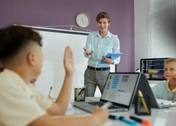 How Experiential Learning Can Transform Classroom Engagement