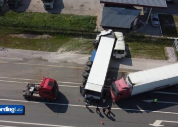 Why Truck Accidents Involve More Complex Investigations