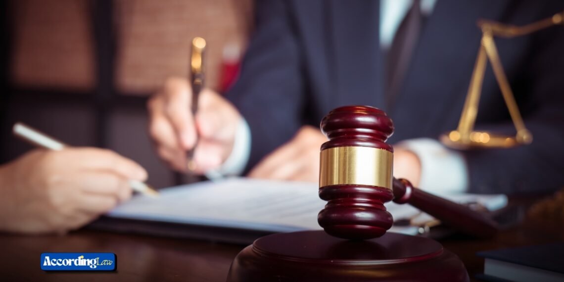 When Is a Personal Injury Lawsuit Better Than a Settlement