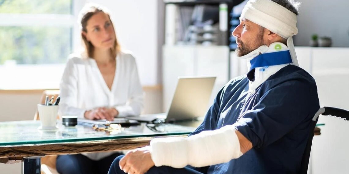 How Legal Experts Help Simplify Your Insurance Claim